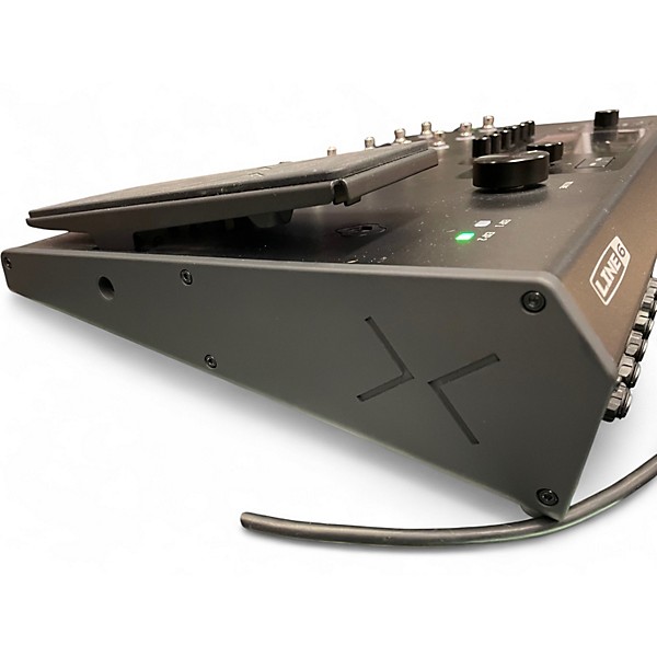 Used Line 6 Helix LT Effect Processor