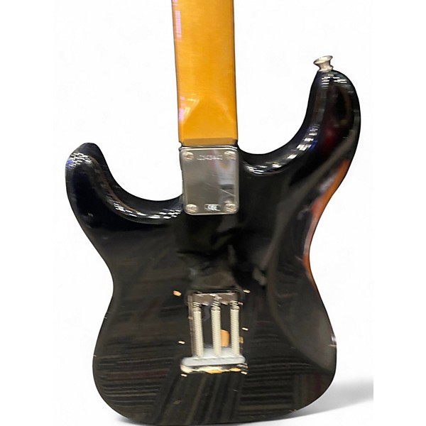 Used 2002 Fender American Vintage 1962 Stratocaster Black Solid Body Electric Guitar