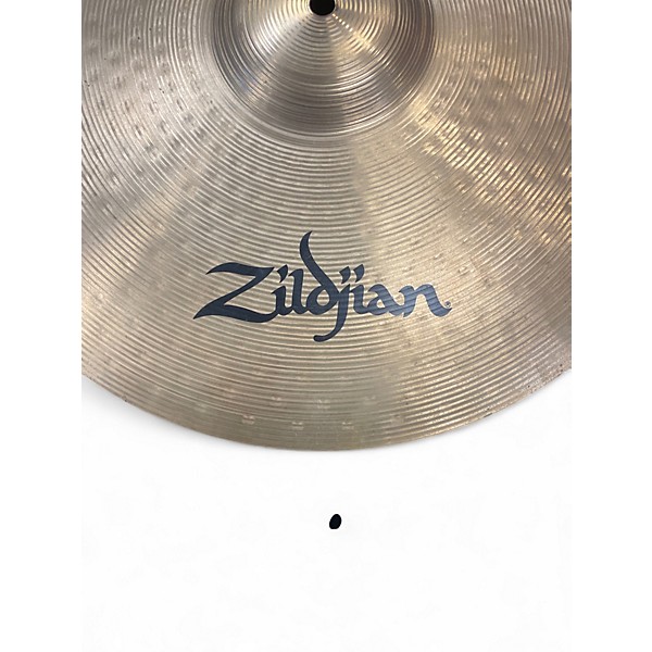 Used Zildjian 18in ZHT Medium Thin Crash Cymbal