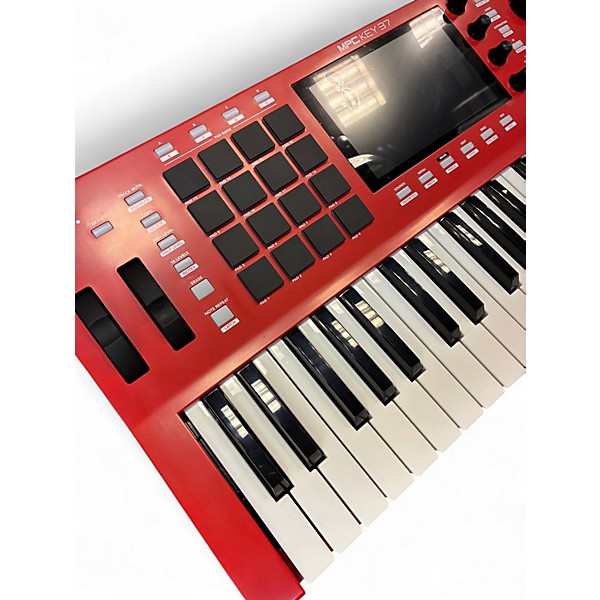 Used Akai Professional MPC KEY 37 Synthesizer