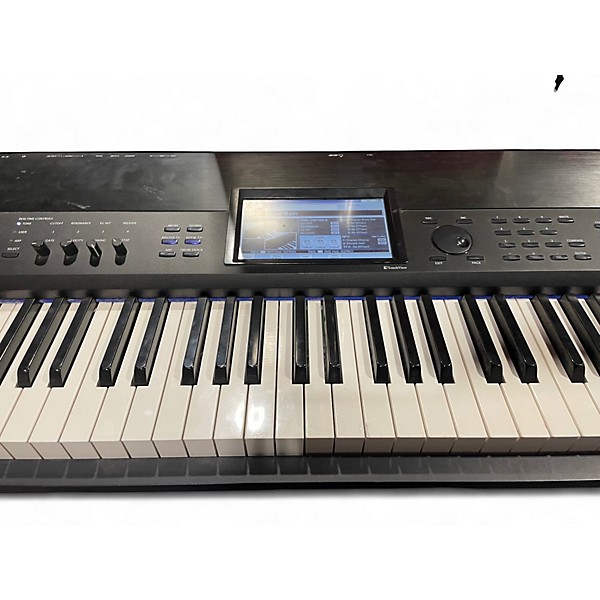 Used KORG Krome 88 Key Keyboard Workstation