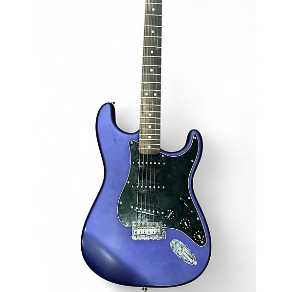 Used 2006 Fender Satin Stratocaster Rosewood Midnight Blue Midnight Blue Solid Body Electric Guitar