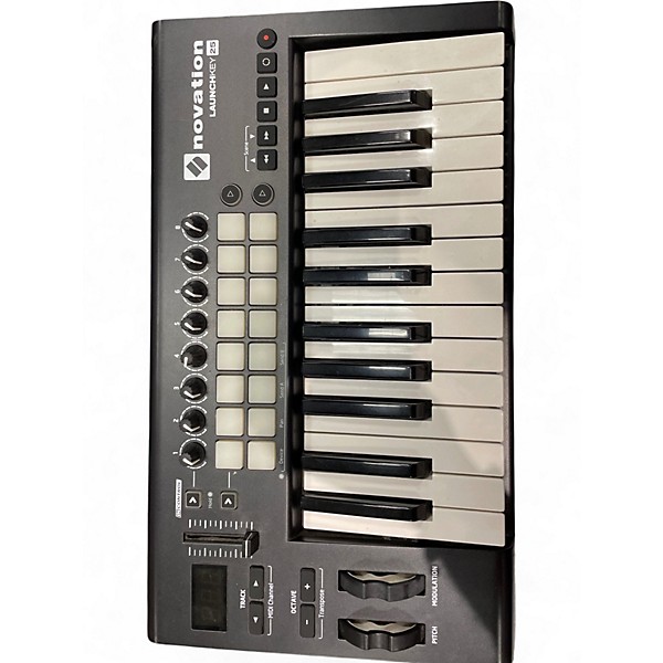 Used Novation Launchkey 25 mk 2 MIDI Controller
