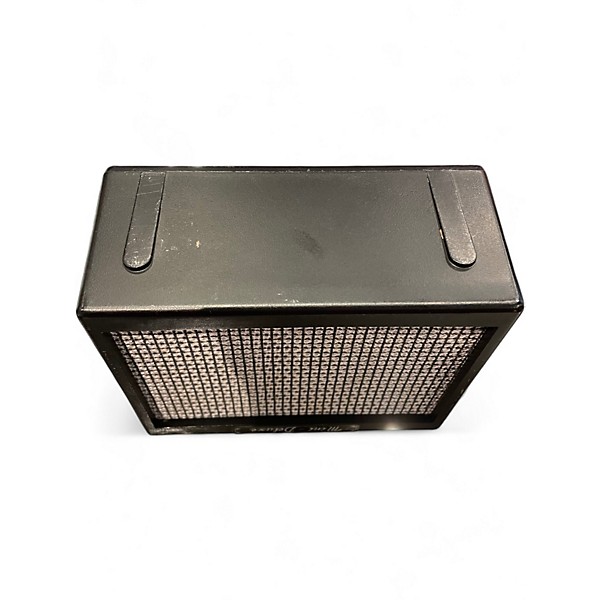 Used Fender MD-20 Battery Powered Amp