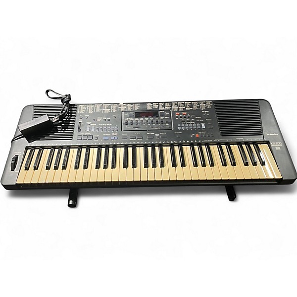 Used Technics KN700 Stage Piano