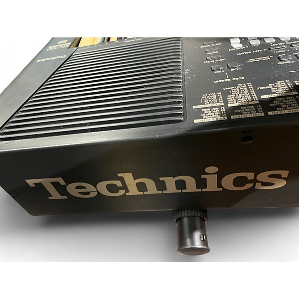 Used Technics KN700 Stage Piano