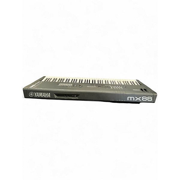 Used Yamaha MX88 Synthesizer