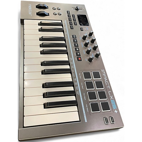 Used Nektar IMPACT LX25+