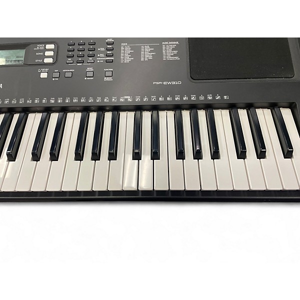 Used Yamaha PSREW310 76 Key Portable Keyboard