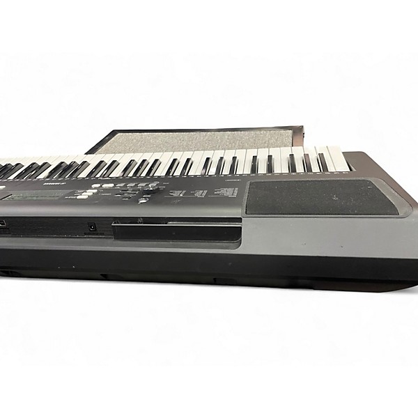 Used Yamaha PSREW310 76 Key Portable Keyboard