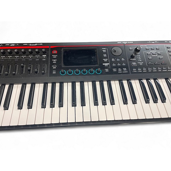 Used Roland Fantom 07 Keyboard Workstation