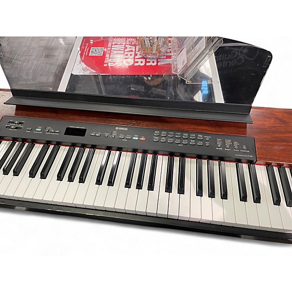 Used Yamaha P-120 Keyboard Workstation