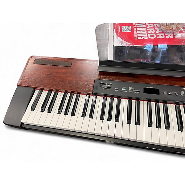 Used Yamaha P-120 Keyboard Workstation