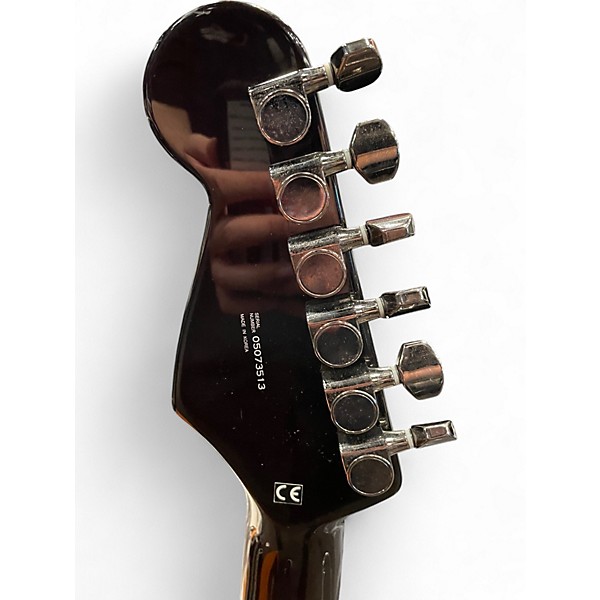 Used Fender Showmaster 2 Tone Sunburst Solid Body Electric Guitar