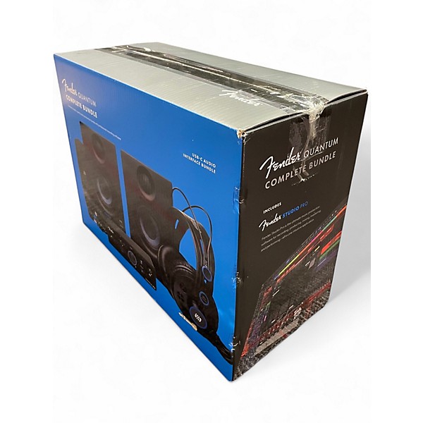Used Fender Fender Studio Complete Recording Bundle With Quantum LT 2 Interface Audio Interface
