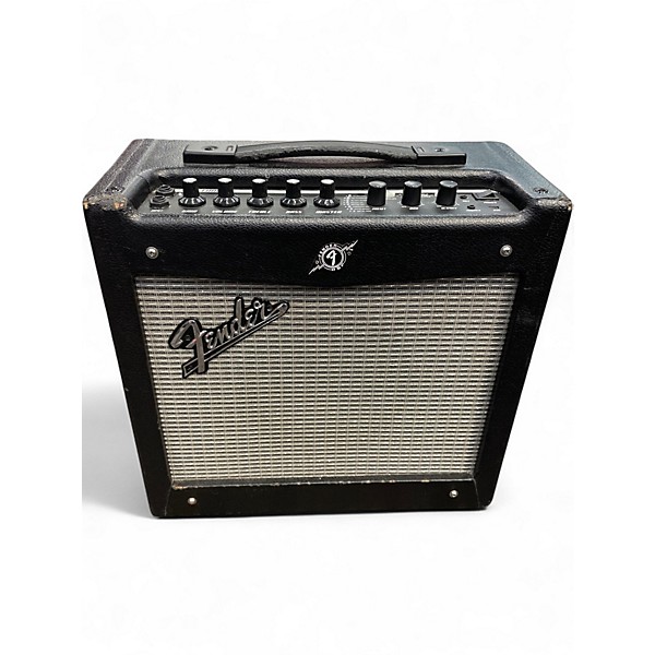 Used Fender Mustang I V2 20W 1X8 Guitar Combo Amp