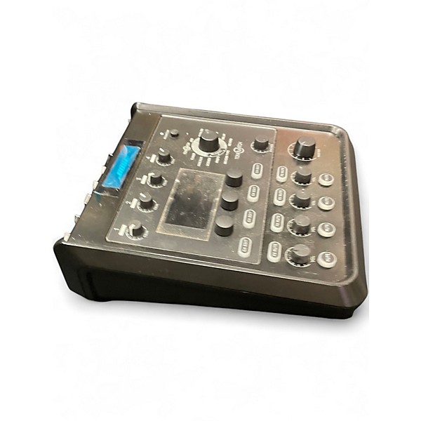 Used Bose t4s tonematch Digital Mixer