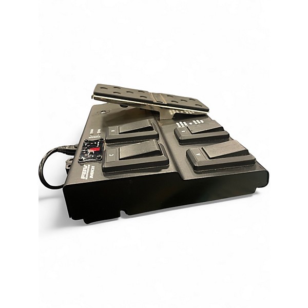 Used Line 6 FBV EXPRESS MKII Pedal Board