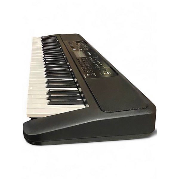 Used Yamaha PSRE383 Portable Keyboard