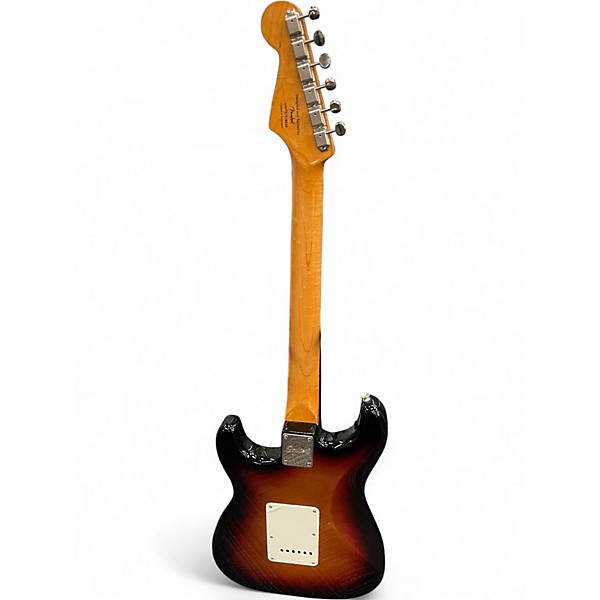 Used 2020 Squier Classic Vibe 1960S Stratocaster 3 Color Sunburst Solid Body Electric Guitar