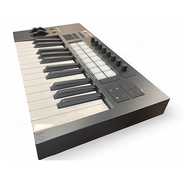 Used Novation Launchkey 25 Key MIDI Controller