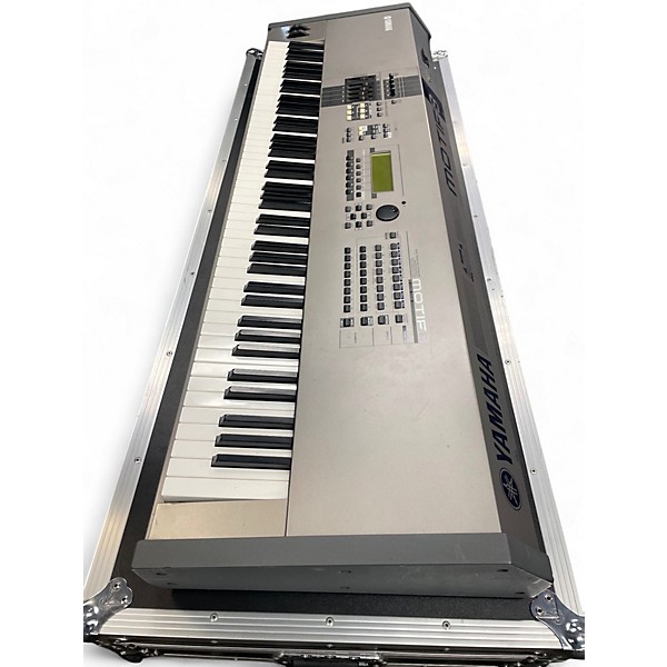 Used Yamaha Motif 8 88 Key Keyboard Workstation
