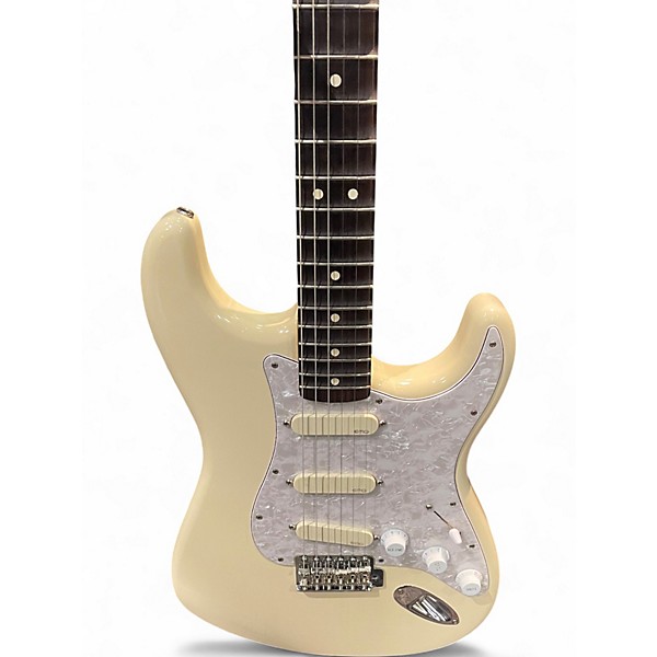 Used Fender RICHIE BLACKMORE SIGNATURE STRATOCASTER Cream Solid Body Electric Guitar