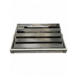 Used Ultimate Support GSK500 W/ Hard Case Pedal Board