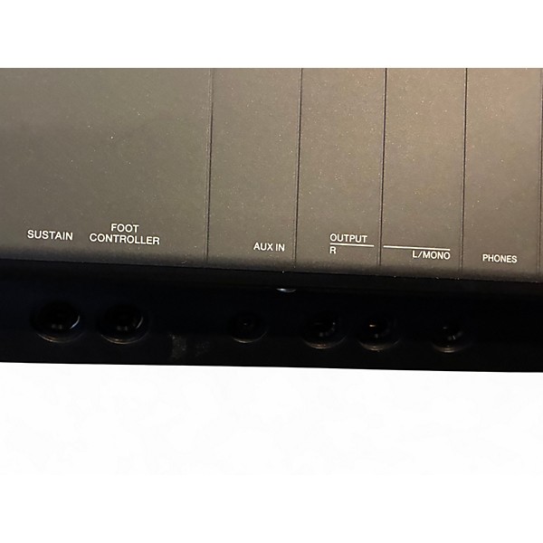 Used Yamaha MX88BK Synthesizer