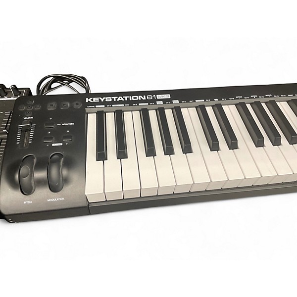 Used M-Audio KEYSTATION 61M3