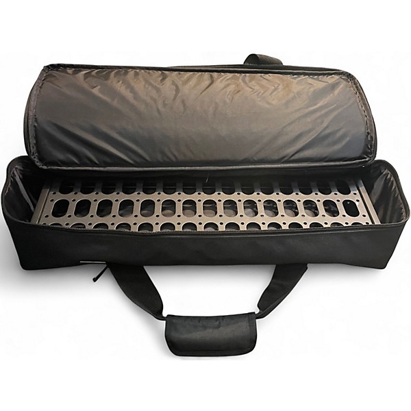 Used Livewire PB300 Club Pedalboard Pedal Board