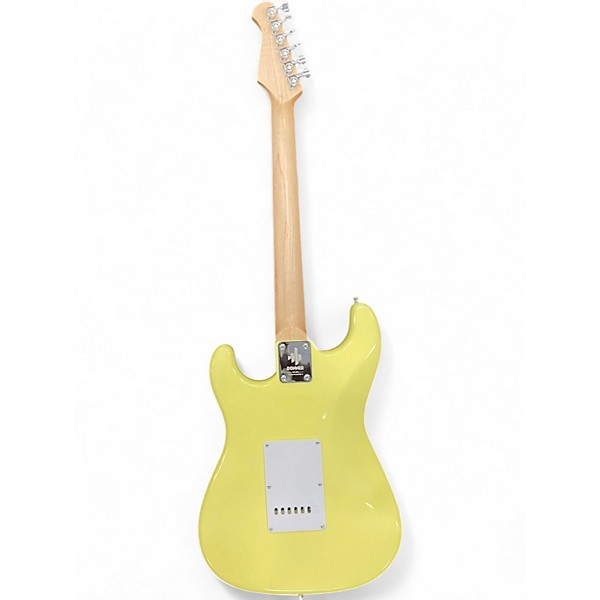 Used Donner STANDARD SERIES STRAT Vintage Yellow Solid Body Electric Guitar