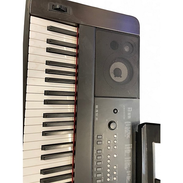 Used Yamaha DGX650 88 Key Portable Keyboard