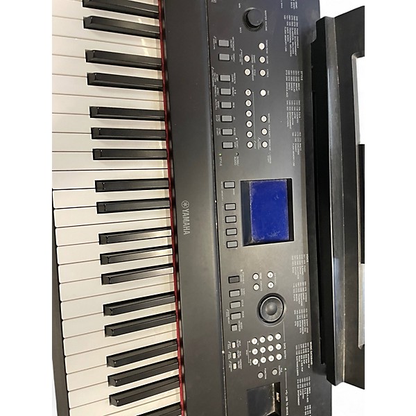 Used Yamaha DGX650 88 Key Portable Keyboard