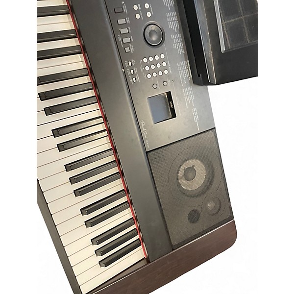 Used Yamaha DGX650 88 Key Portable Keyboard
