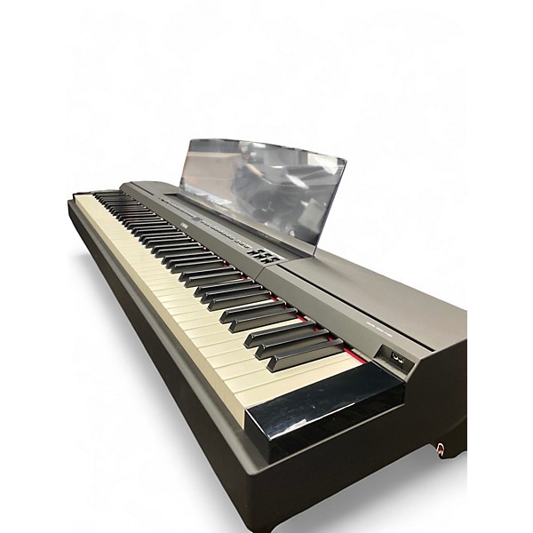 Used Yamaha p-255