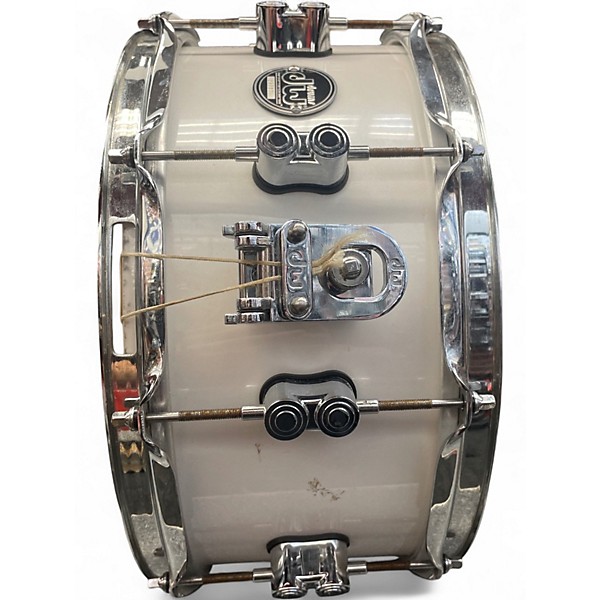 Used DW 14X6.5 Performance Series Snare Classic White Drum