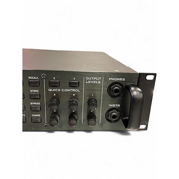 Used Fractal Audio AXE-Fx II Effect Processor