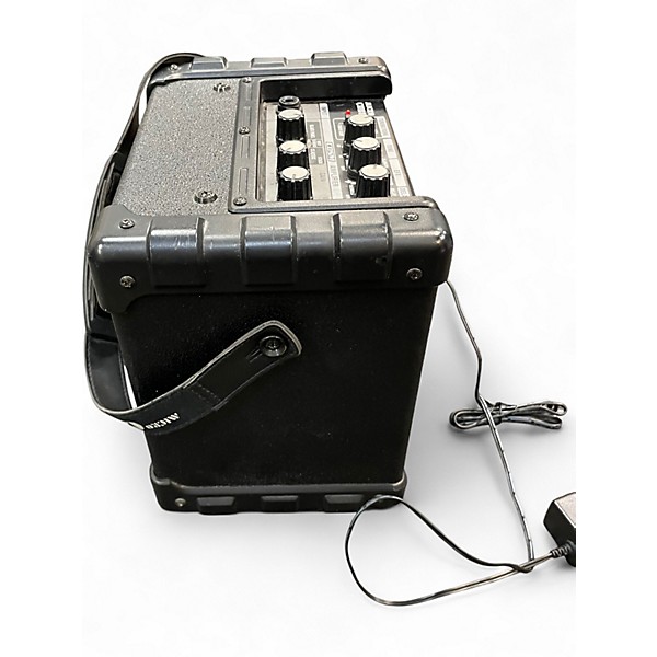 Used BOSS Micro Cube Guitar Combo Amp