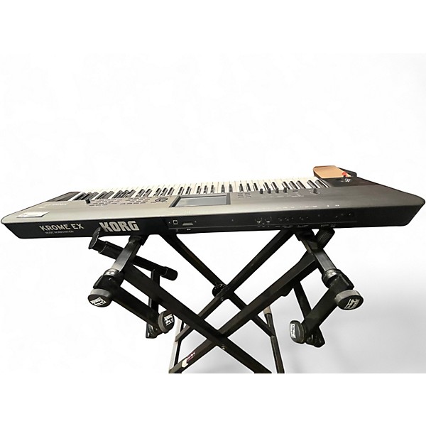 Used KORG Krome 73 Key Keyboard Workstation