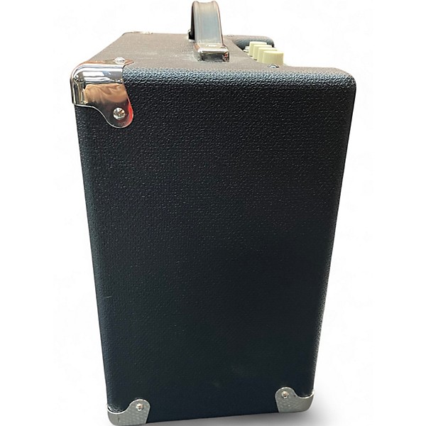 Used Fender Rumble V3 15w 1x8 Bass Combo Amp