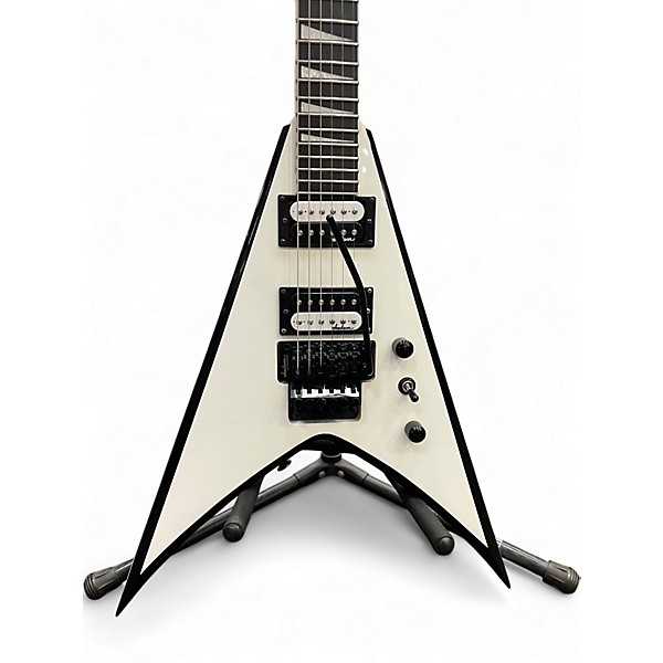 Used Jackson JS32 King V Alpine White Solid Body Electric Guitar