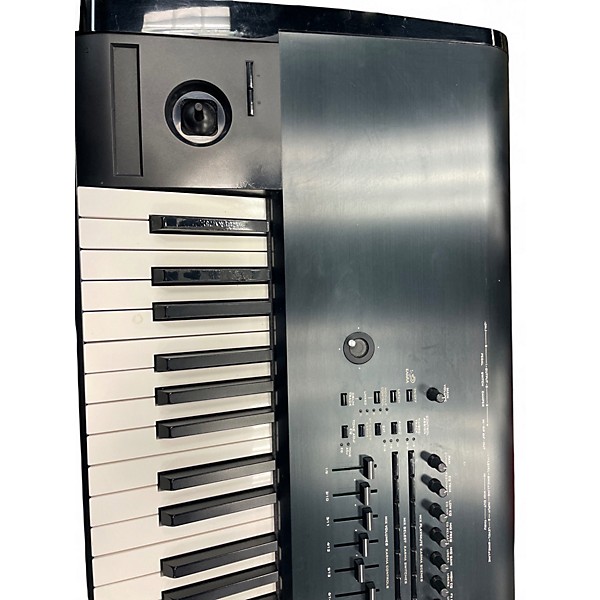 Used KORG Kronos X88 88 Key Keyboard Workstation