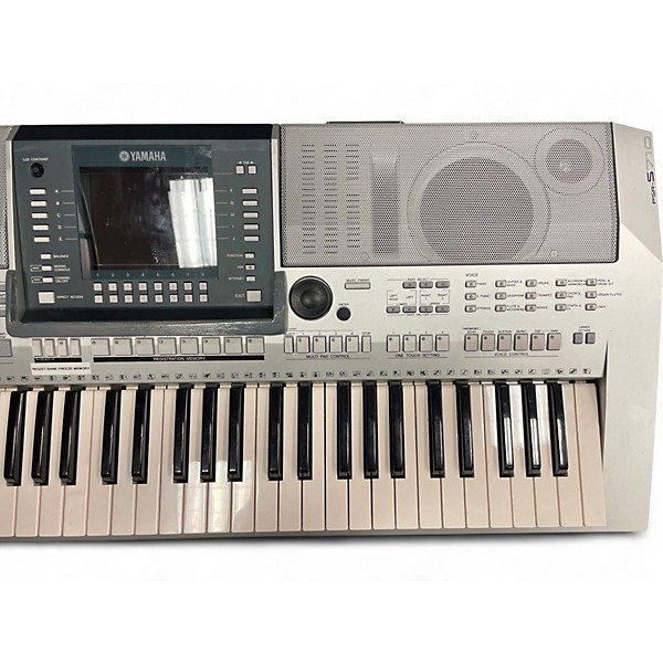 Used Yamaha PRSS710 Arranger Keyboard