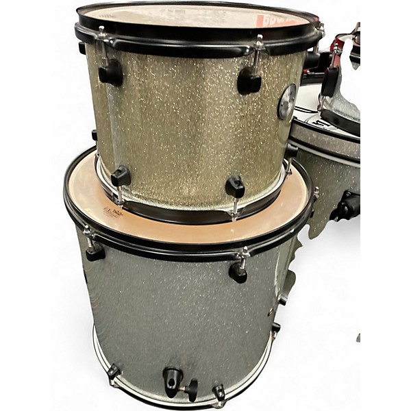Used Mapex 5 Piece Voyager Metallic Silver Drum Kit