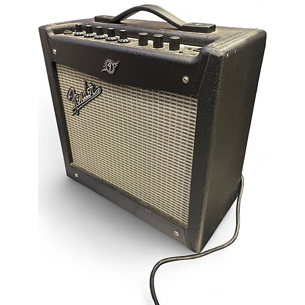 Used Fender MUSTANG I Guitar Combo Amp