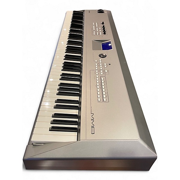 Used Yamaha MM8 88 Key Synthesizer