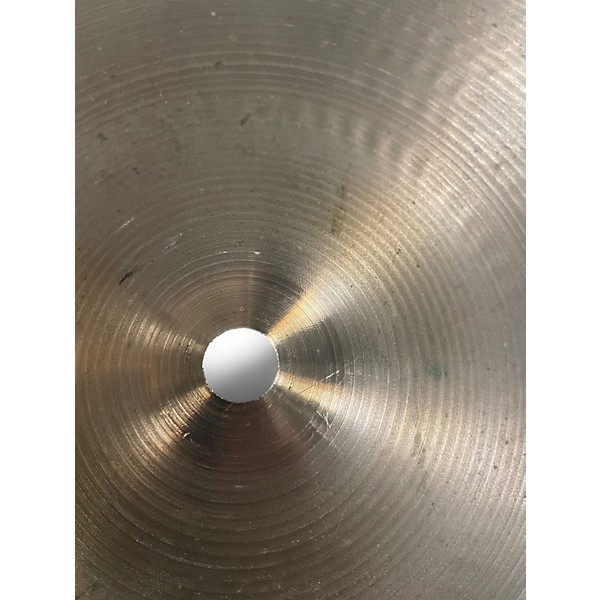Used Zildjian 16in Avedis Medium Thin Cymbal