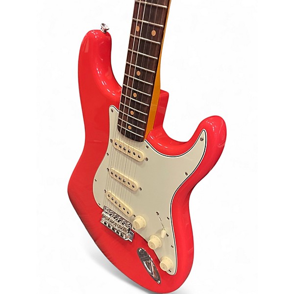 Used Fender 1961 AMERICAN VINTAGE II STRATOCASTER Fiesta Red Solid Body Electric Guitar