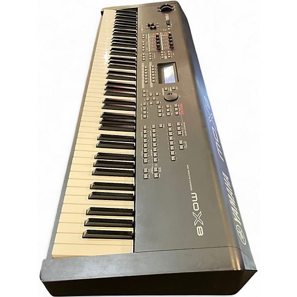 Used Yamaha MOX8 88 Key Keyboard Workstation